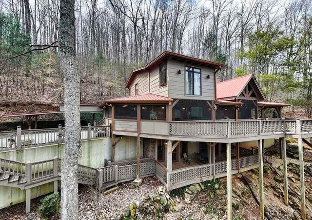 77 Bryant Cove Road, Blairsville, GA 30512