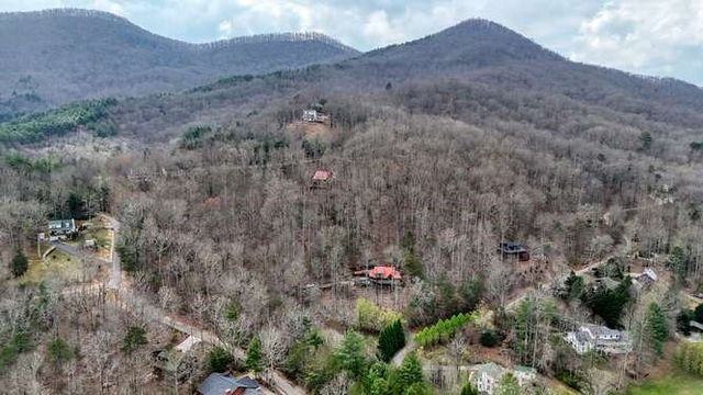 77 Bryant Cove Road, Blairsville, GA 30512