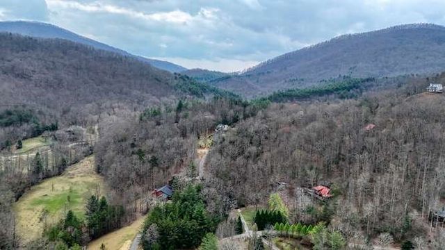 77 Bryant Cove Road, Blairsville, GA 30512