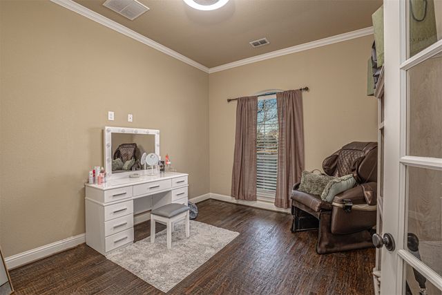 3101 Knightsbridge Lane, Garland, TX 75043