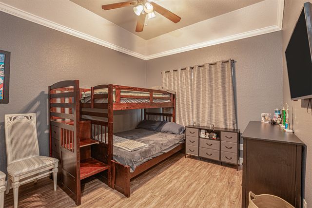 3101 Knightsbridge Lane, Garland, TX 75043