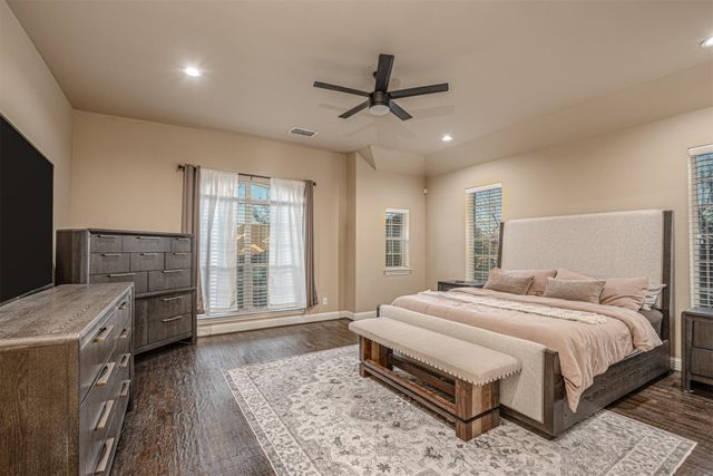 3101 Knightsbridge Lane, Garland, TX 75043