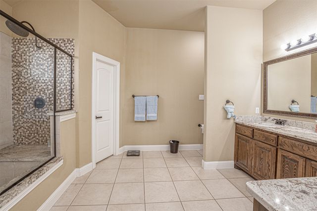 3101 Knightsbridge Lane, Garland, TX 75043