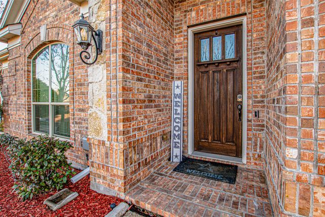 3101 Knightsbridge Lane, Garland, TX 75043