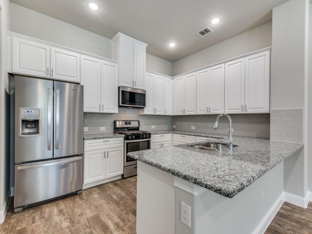 1560 Windermere Way, Farmers Branch, TX 75234