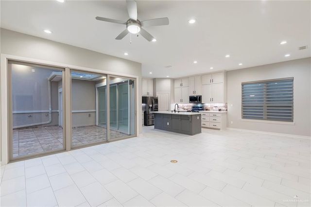 2110 Seagull Lane, Mission, TX 78572