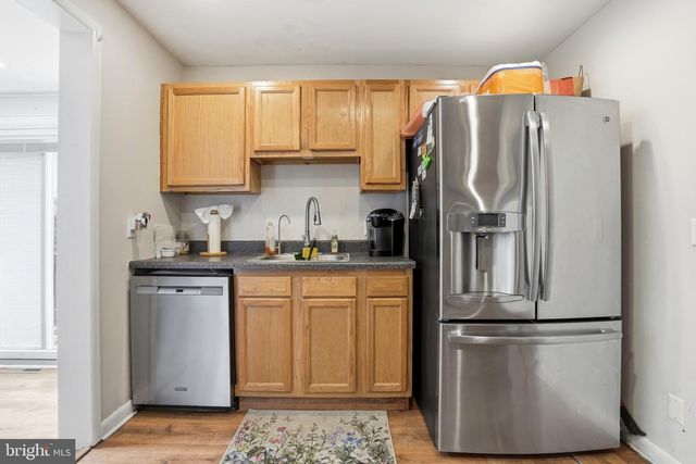 1408 WALL AVE, Burlington, NJ 08016