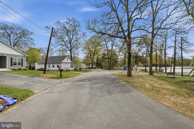 1408 WALL AVE, Burlington, NJ 08016