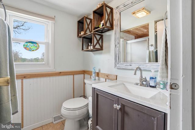 1408 WALL AVE, Burlington, NJ 08016