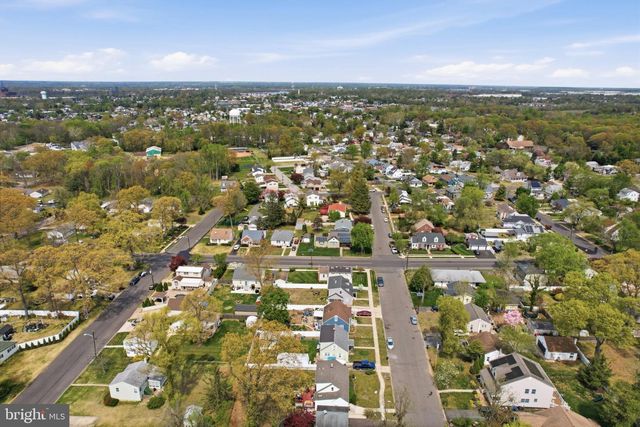 1408 WALL AVE, Burlington, NJ 08016