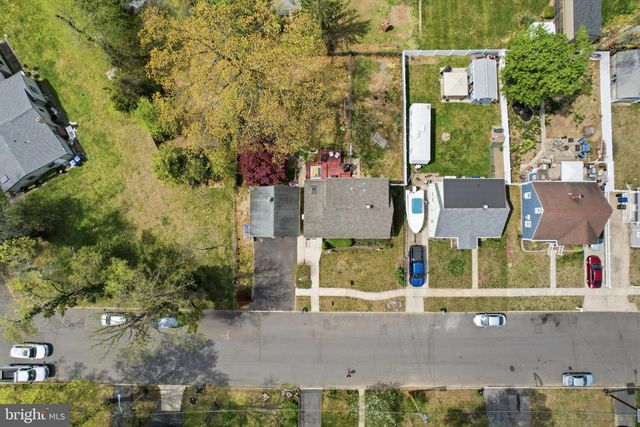 1408 WALL AVE, Burlington, NJ 08016