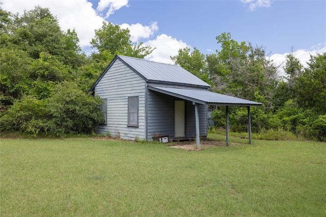 1250 County Road 200, Liberty Hill, TX 78642