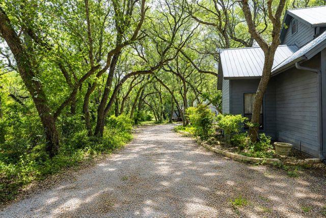 1250 County Road 200, Liberty Hill, TX 78642