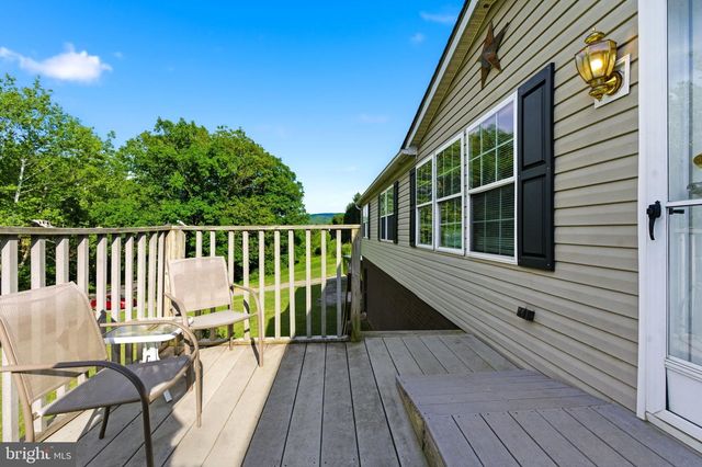 1898 SAWMILL RD, Hedgesville, WV 25427