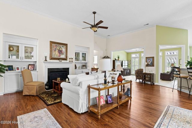 938 Meadowlands Trail NW, Calabash, NC 28467