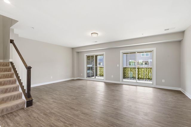 24728 MALIBU TER, Sterling, VA 20166