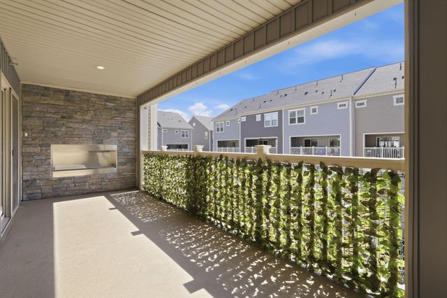 24728 MALIBU TER, Sterling, VA 20166