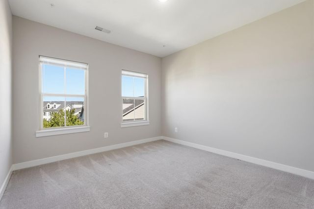 24728 MALIBU TER, Sterling, VA 20166