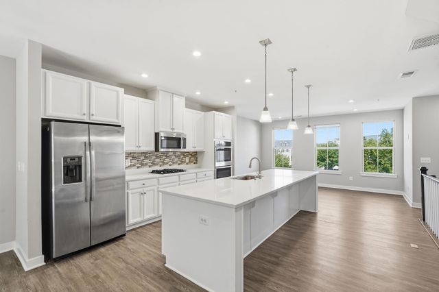 24728 MALIBU TER, Sterling, VA 20166