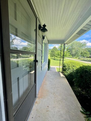 165 Fox Ln, Cookeville, TN 38506
