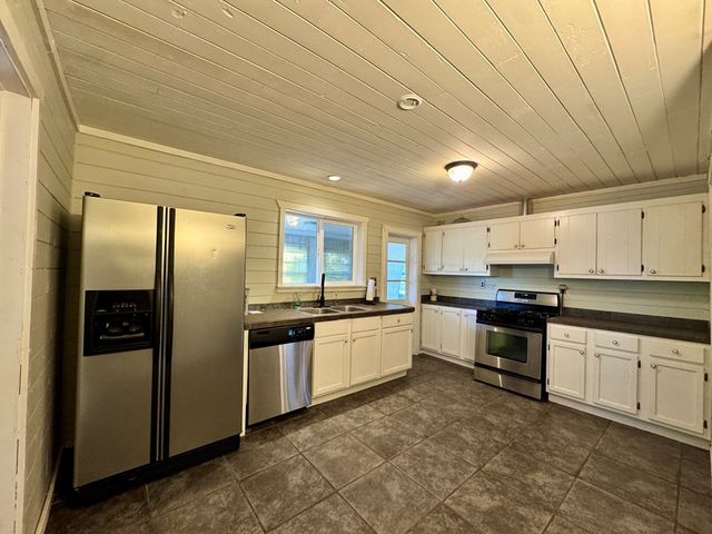 165 Fox Ln, Cookeville, TN 38506