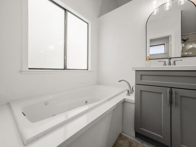 1809 Autumn Way, Lodi, CA 95242