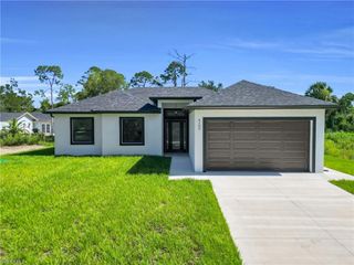 4103 E 9th ST, Lehigh Acres, FL 33972
