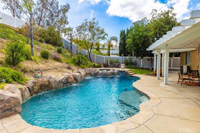 27210 Arrow Point, Corona, CA 92883