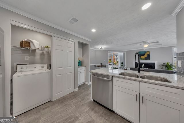1321 Keys Lake Drive NE, Brookhaven, GA 30319