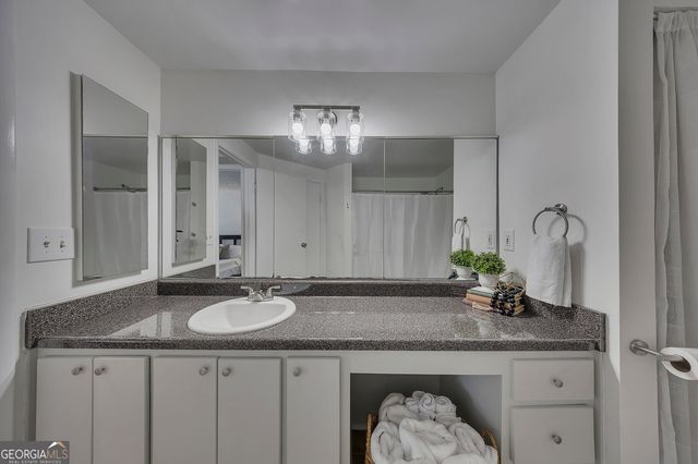 1321 Keys Lake Drive NE, Brookhaven, GA 30319