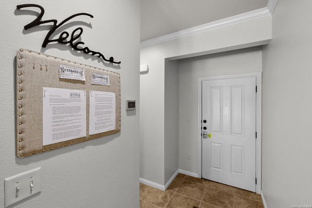 1247 GRUENE RD # 302, New Braunfels, TX 78130