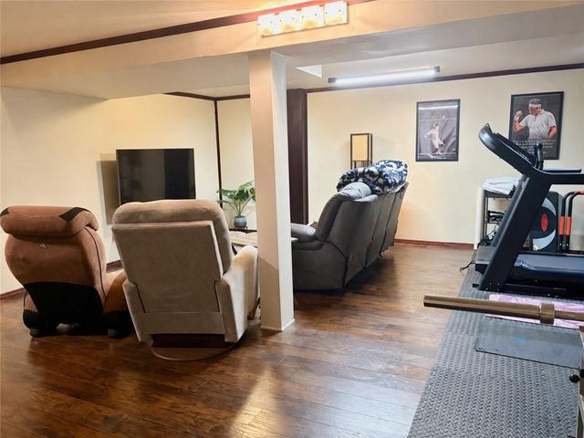 3504 NE 60th Street, Gladstone, MO 64119