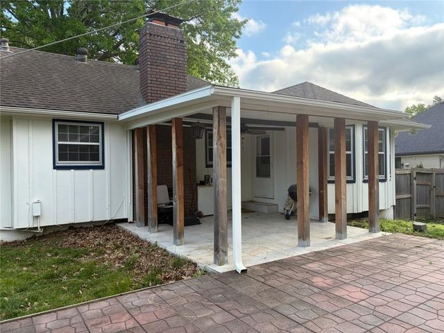 3504 NE 60th Street, Gladstone, MO 64119