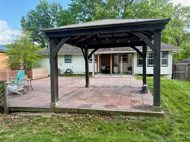 3504 NE 60th Street, Gladstone, MO 64119