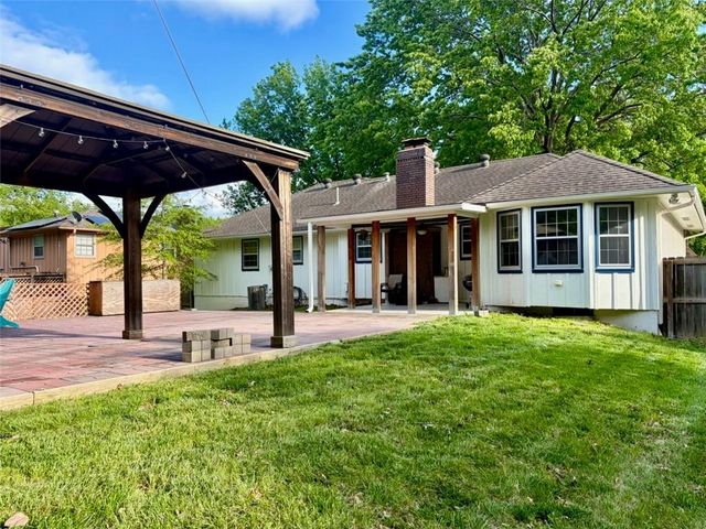 3504 NE 60th Street, Gladstone, MO 64119