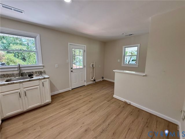 3522 W Hundred Rd, Chester, VA 23831