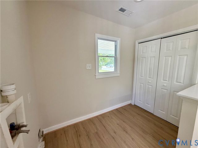 3522 W Hundred Rd, Chester, VA 23831