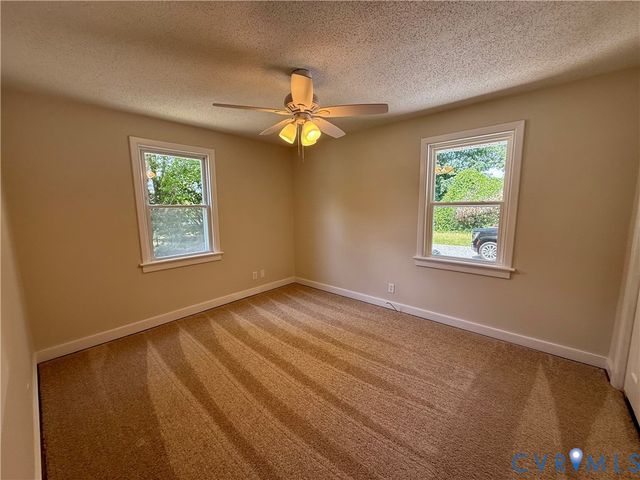 3522 W Hundred Rd, Chester, VA 23831