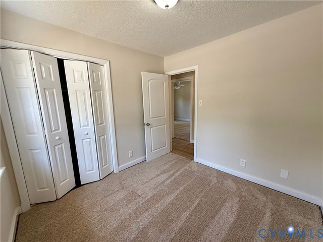 3522 W Hundred Rd, Chester, VA 23831