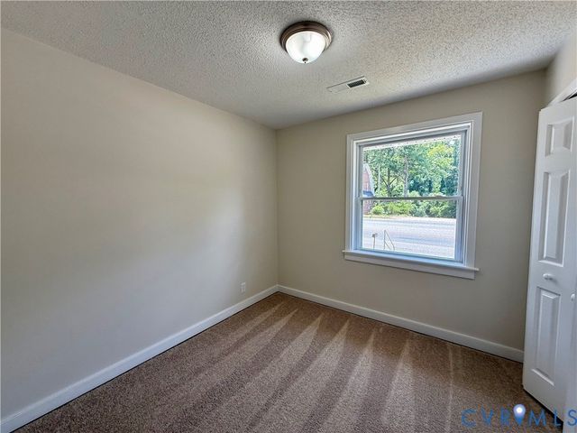 3522 W Hundred Rd, Chester, VA 23831