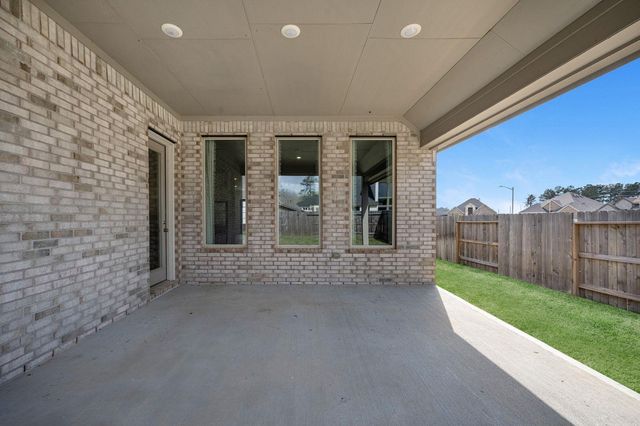 29007 Spicewood Valley Drive, New Caney, TX 77357