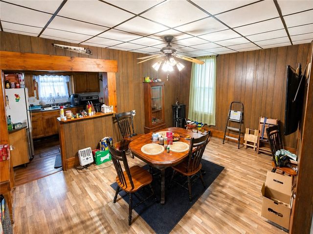 121 Elizabeth Ave, Evans City Boro, PA 16033