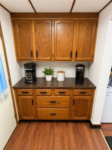 121 Elizabeth Ave, Evans City Boro, PA 16033