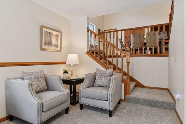 238 18th Avenue N, Hopkins, MN 55343