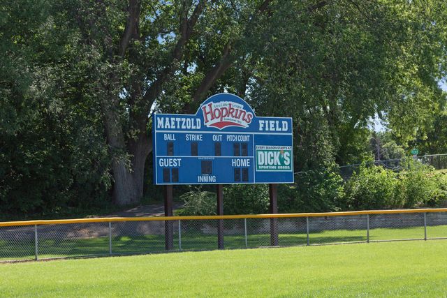 238 18th Avenue N, Hopkins, MN 55343