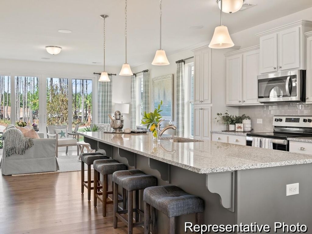 Image 4 of property listing at 1005 Hooded Warbler Way Cc3-5-2p, Ravenel, SC 29470