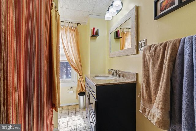 345 E WALNUT ST, Marietta, PA 17547