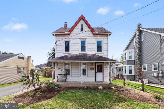 345 E WALNUT ST, Marietta, PA 17547