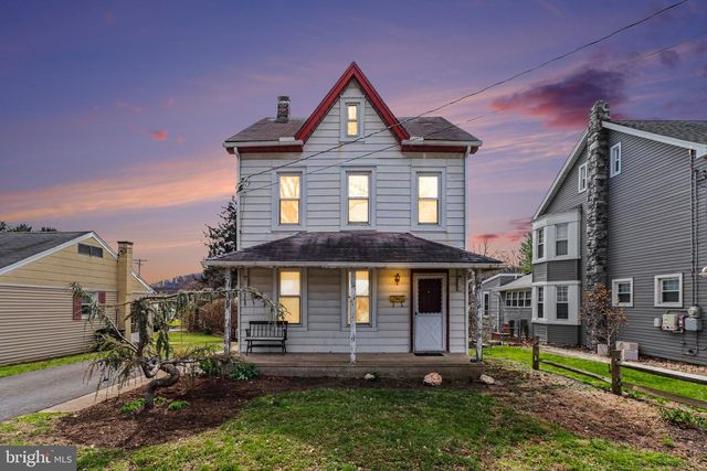 345 E WALNUT ST, Marietta, PA 17547