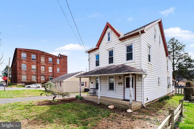 345 E WALNUT ST, Marietta, PA 17547